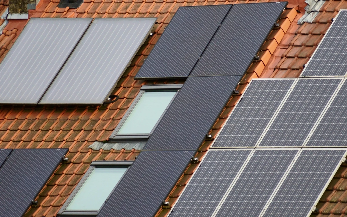 rooftop solar panels